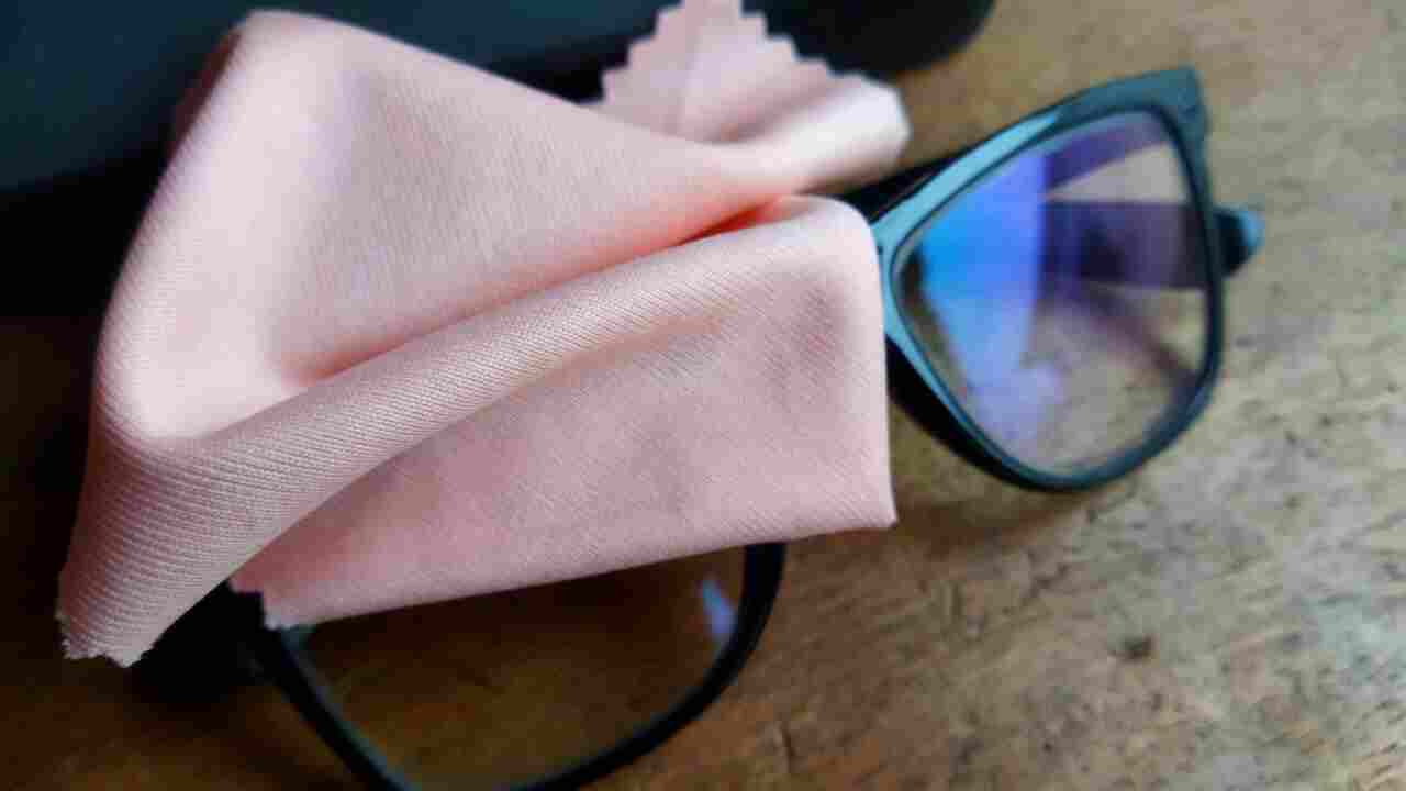How to wash Eyeglass Cloth